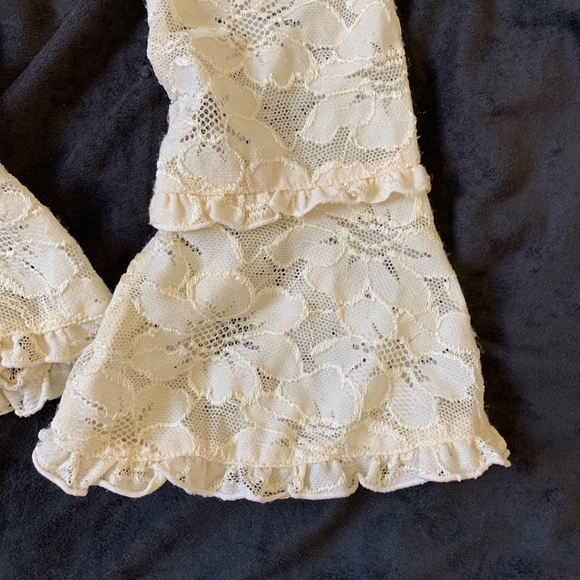 Fresh Twist Lace Cardigan - Picture 3 of 6
